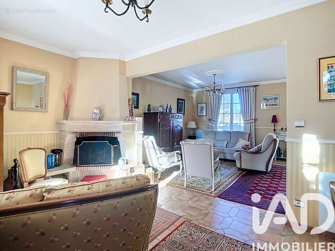 Photo 7 - Maison à CHEVRY-COSSIGNY