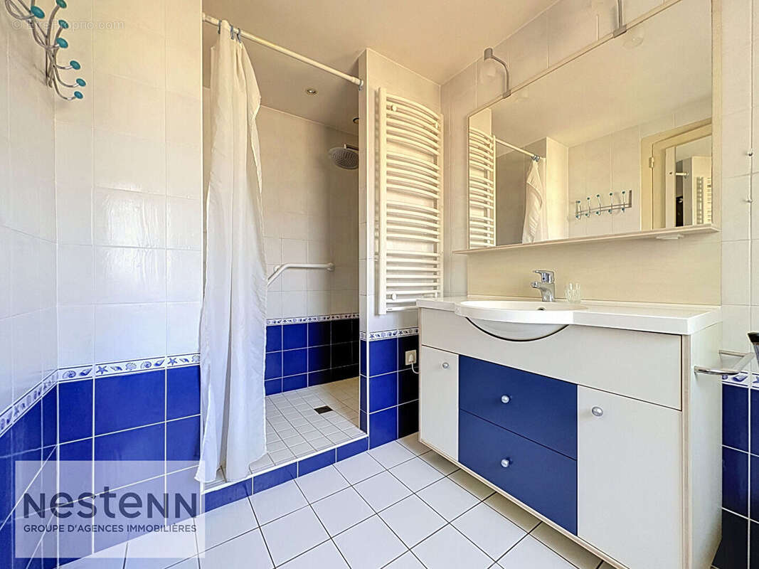 Maison plain-pied 4 pièces à vendre à Saint Gervais - 210 000 - photo 6