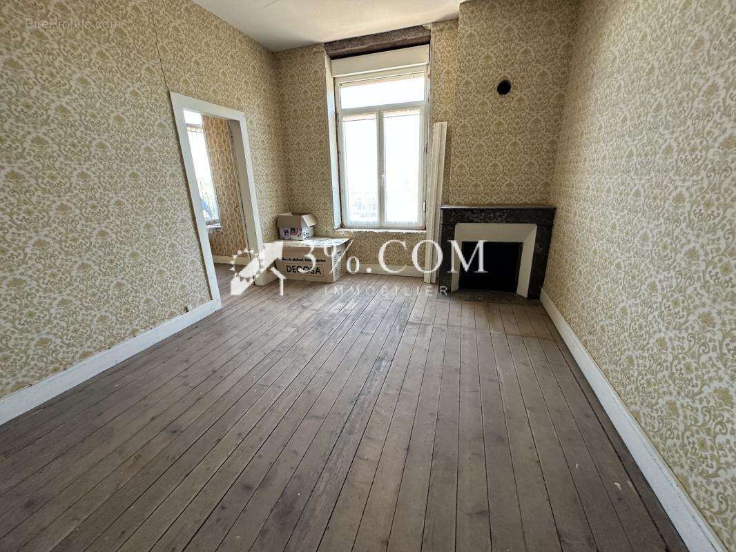 Immeuble  - terrain - garade - dependance  - einville-au-jar - photo 17