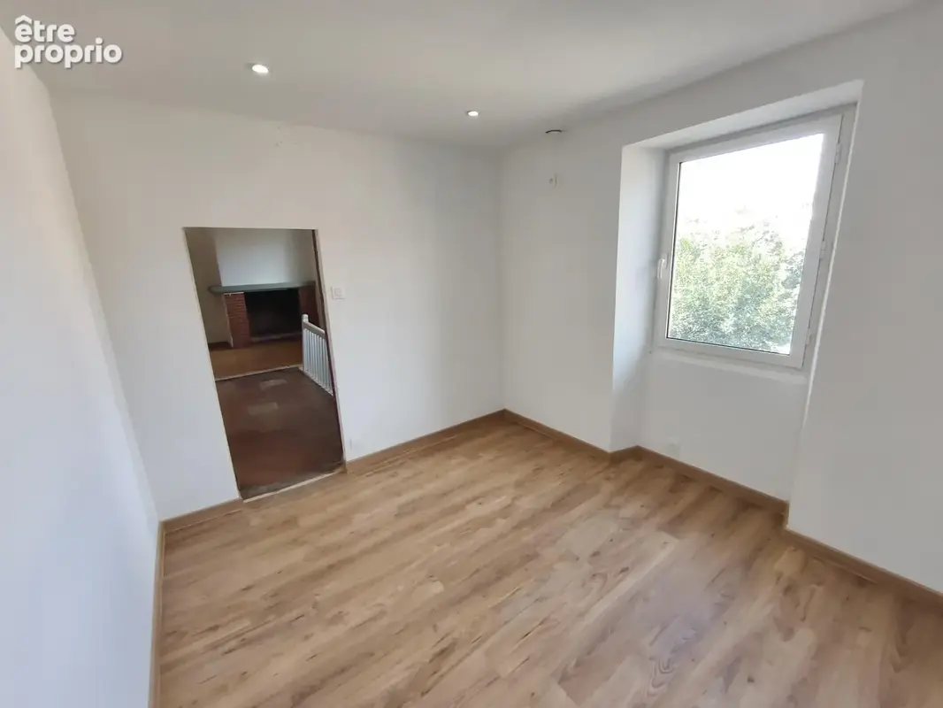 Appartement T3 bis de 96 m2 entièrement rénové avec jardin et garage - photo 6