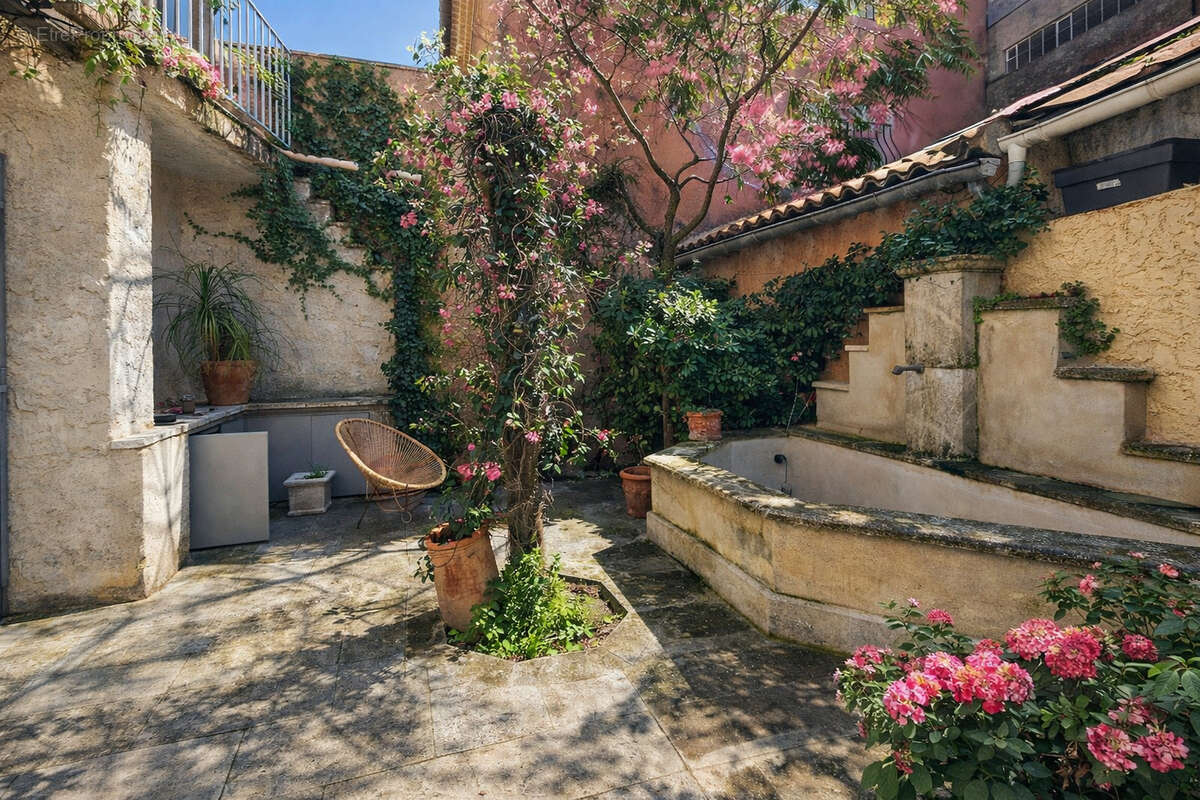 Maison à EGUILLES