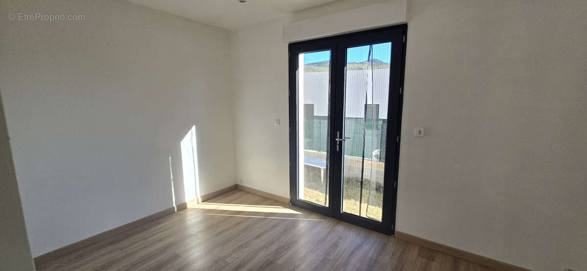 Maison à SAINT-JEAN-DE-LA-BLAQUIERE