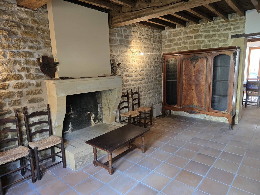 Maison à VRIGNE-AUX-BOIS