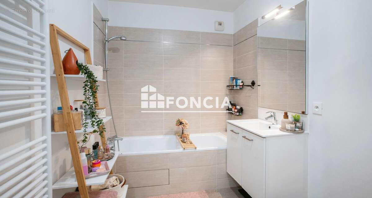 Appartement à BEZONS
