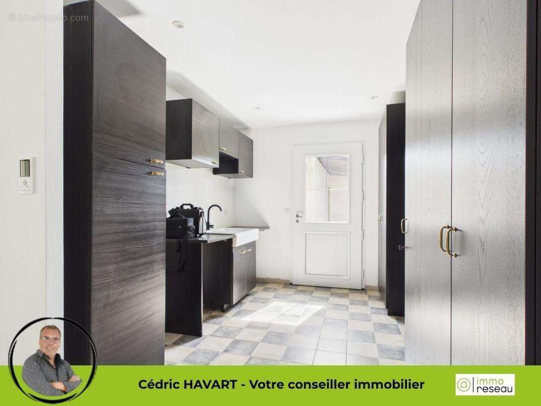 Maison 206 m² à Le Blanc  - photo 5