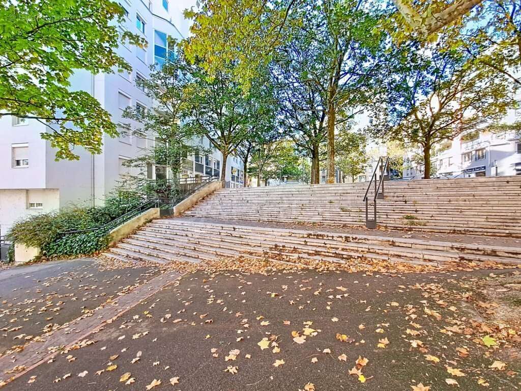 Appartement à CALUIRE-ET-CUIRE