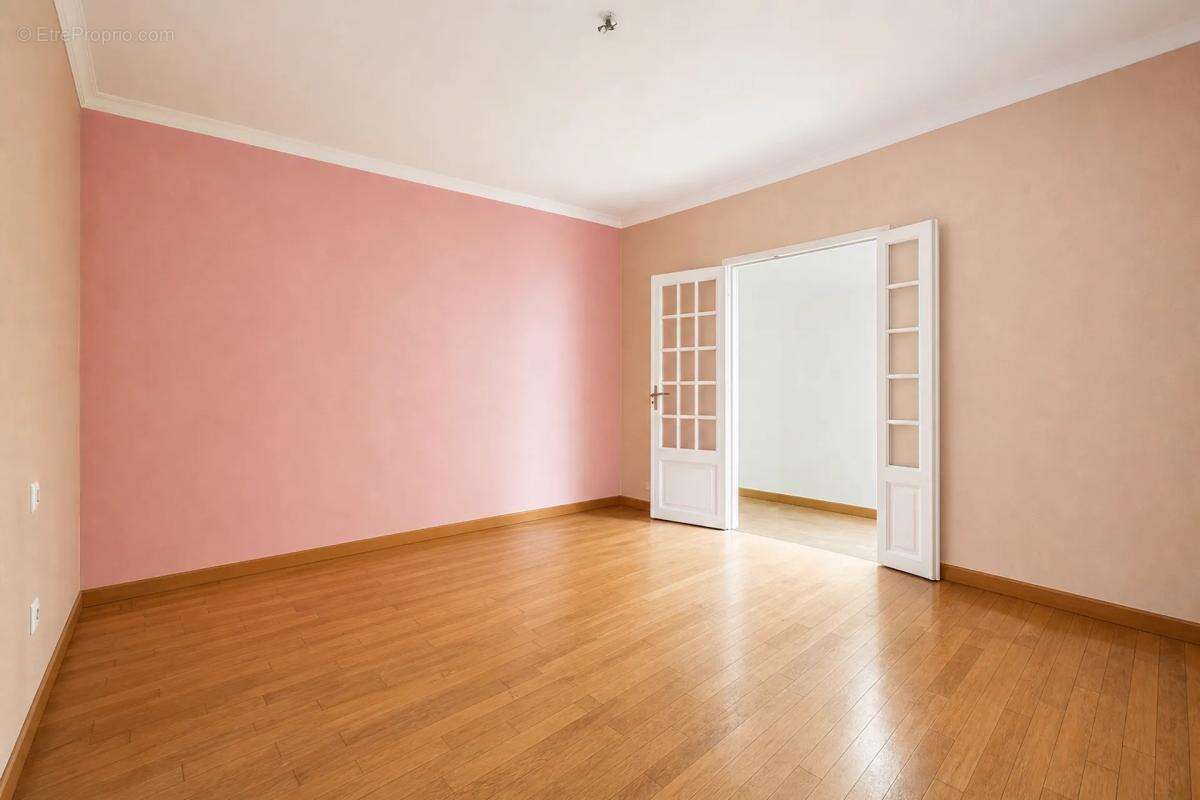 Appartement à MARSEILLE-16E