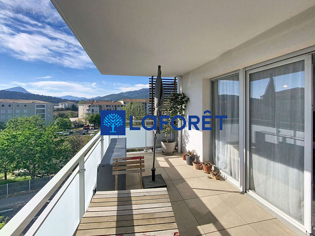 Appartement à LA GARDE