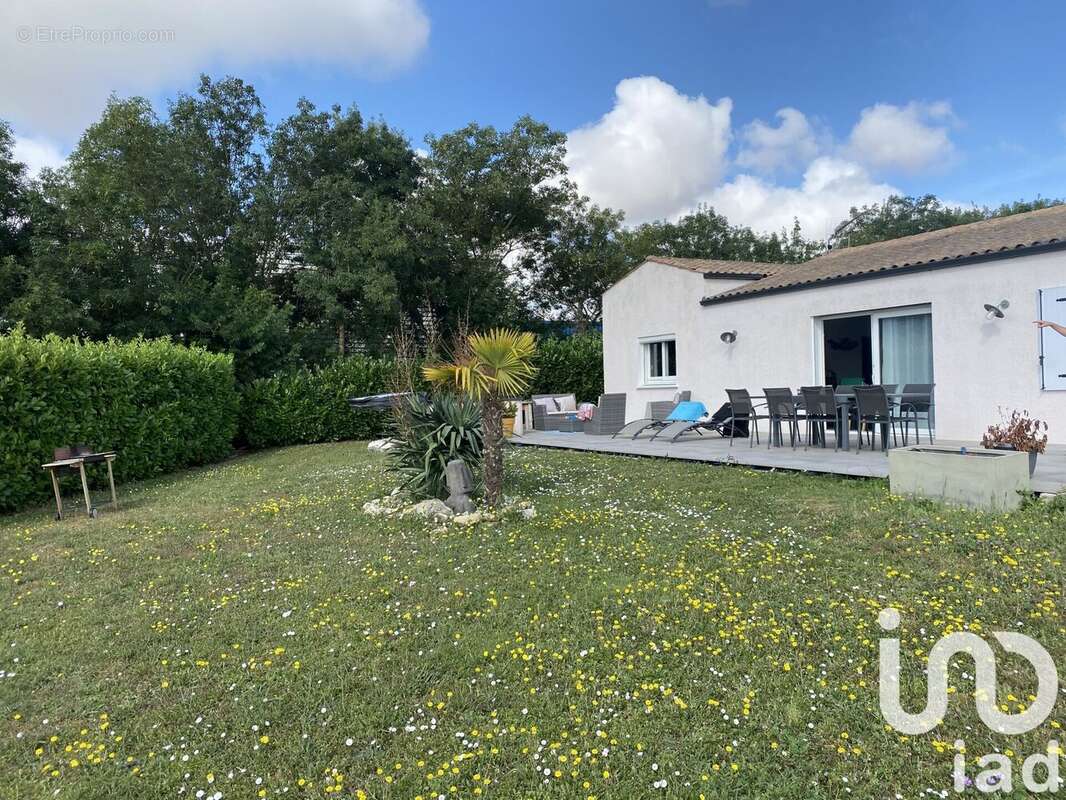 Photo 3 - Maison à SAINT-CHRISTOPHE