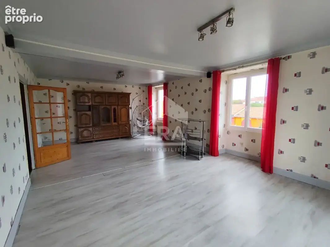 Maison 7 pièces 127 m² à vendre à Champagne-Mouton (16350) - photo 4