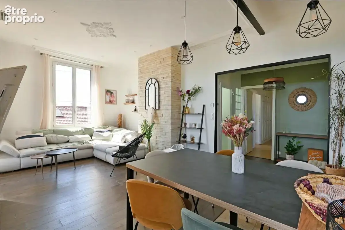 Appartement de 4 pièces de 97 m² à Nîmes - photo 3