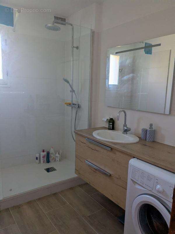 Appartement à SEYNE