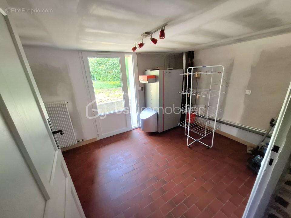 Maison de charme rénovée avec grange - photo 7
