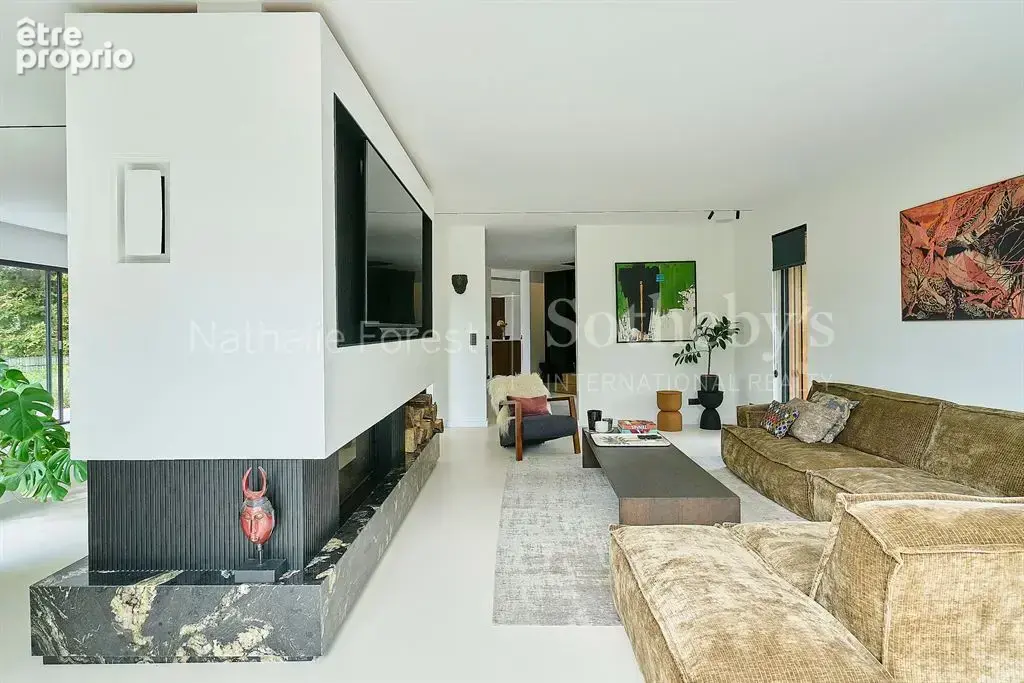 Croix résidentiel , splendide maison cotemporaine , 5 ch sur une parcelle de 1143 m2 de terrain . - photo 5