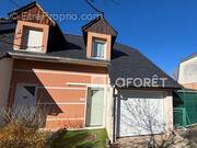 Maison à ONET-LE-CHATEAU