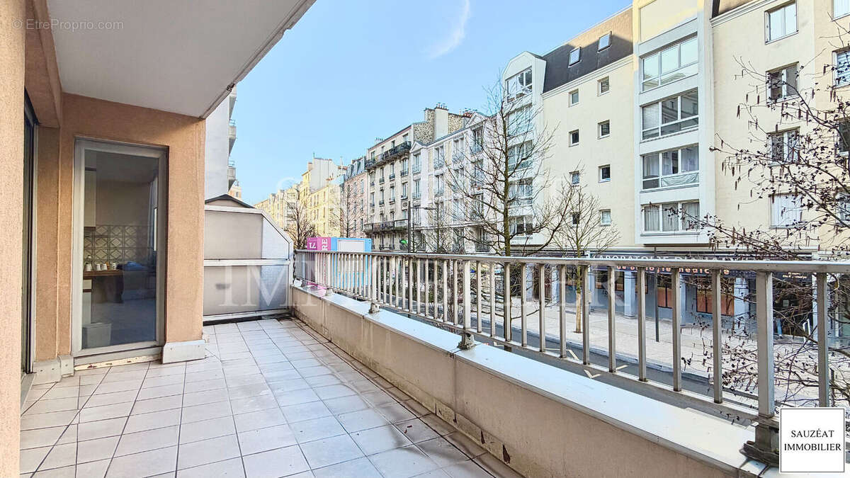 Appartement à MONTROUGE
