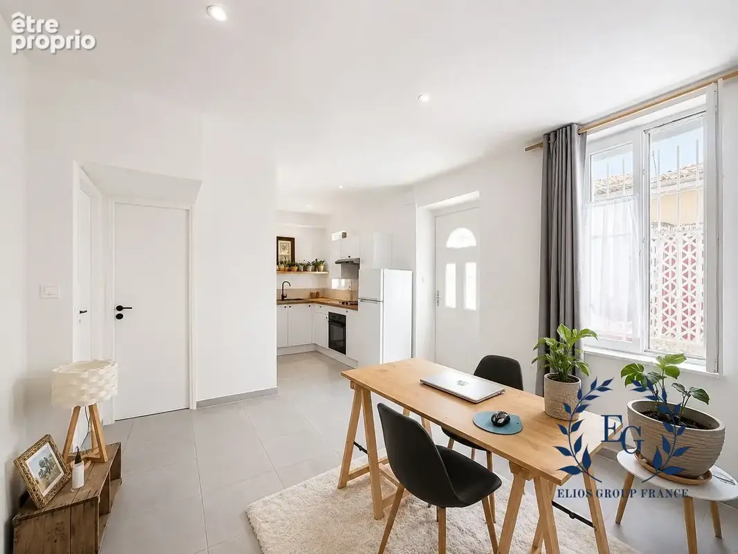 Appartement 2 pièces 42 m² à vendre à Nimes (30000) - photo 2