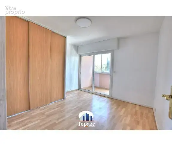 Appartement 4 pièces 80 m² à vendre à Frejus (83600) - photo 2