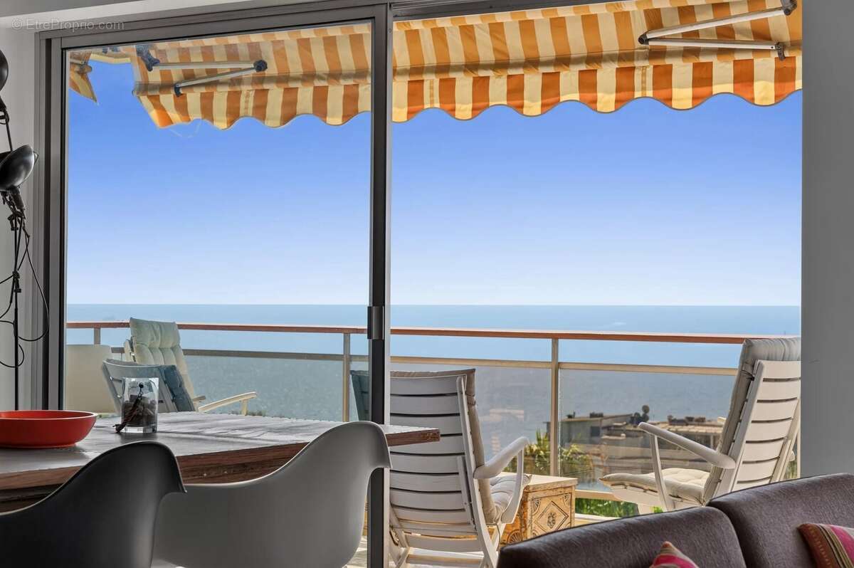 Golfe-Juan – Appartement d’exception avec vue mer panoramique dans résidence de prestige avec piscine et tennis - photo 16