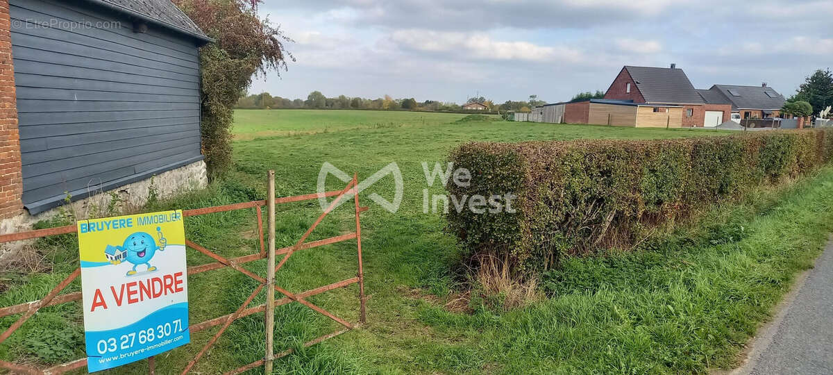 Terrain à SEMERIES