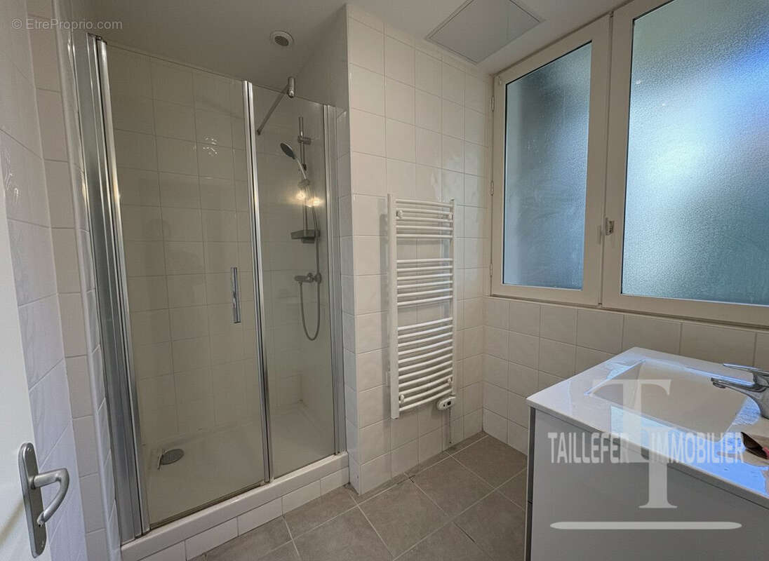 Appartement 45 m² à Perigueux  - photo 7