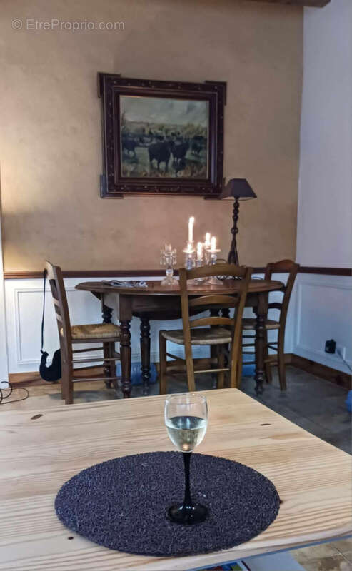 Dpt Yonne (89), à vendre BLENEAU maison de bourg de caractère 5 pièces de 120m2 avec cour de 80m2 - photo 5