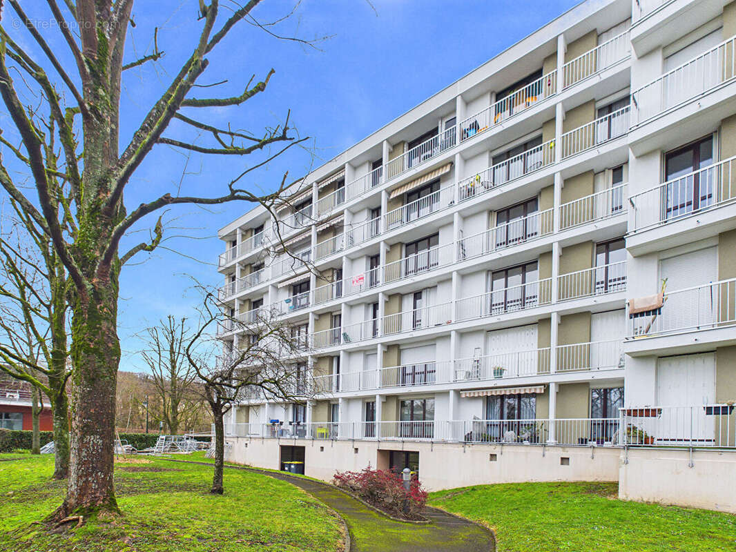 Appartement à YERRES