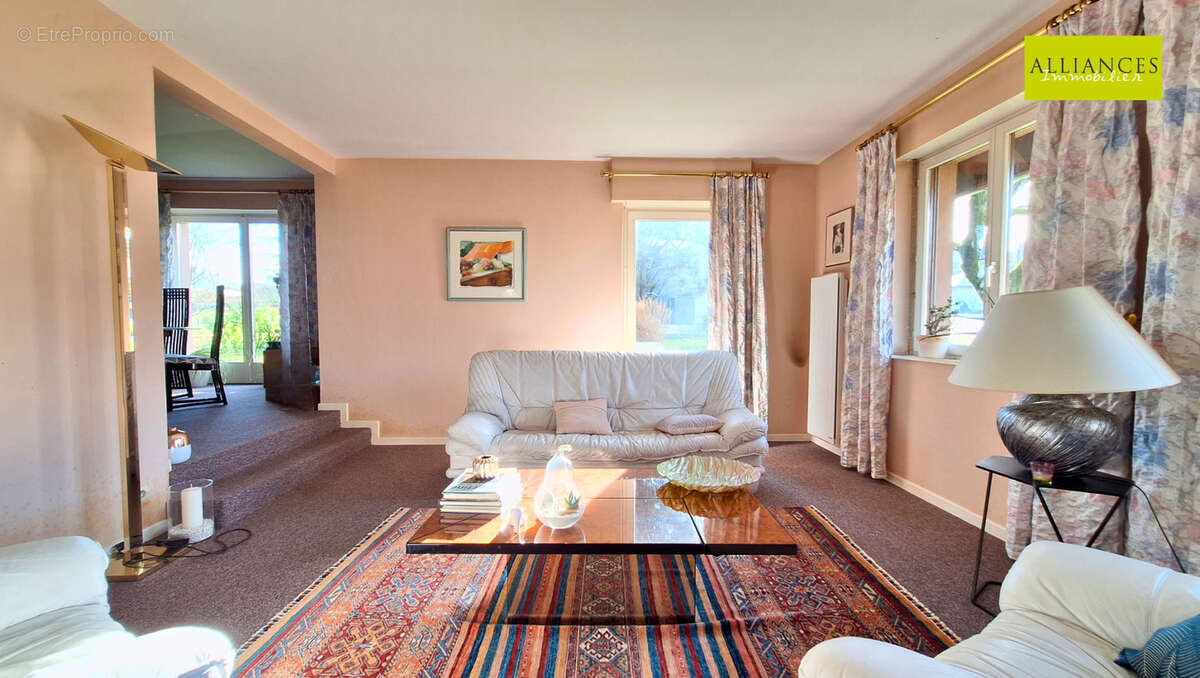 Maison à DANNEMARIE