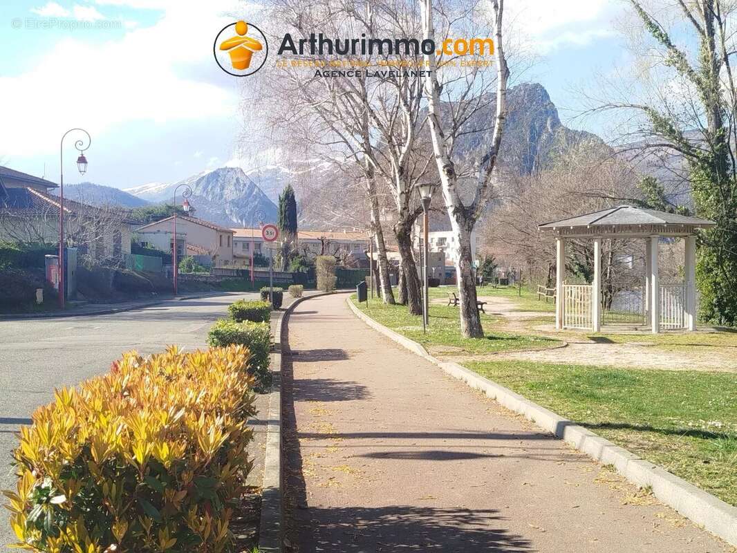 Appartement à TARASCON-SUR-ARIEGE