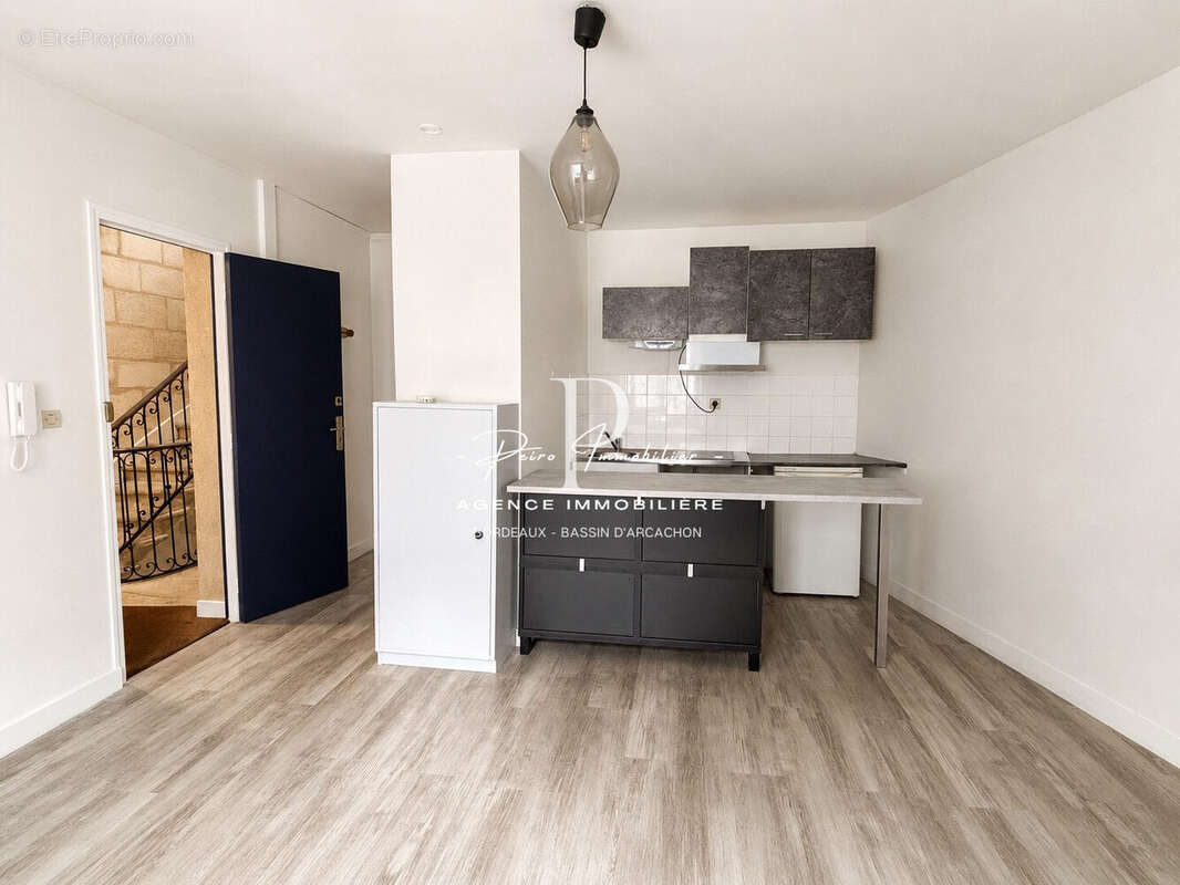 Appartement 29 m² à Bordeaux  - photo 2