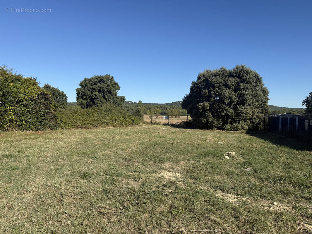 Terrain à SAINTE-CROIX-DE-QUINTILLARGUES