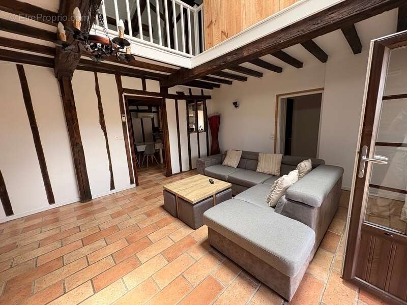Maison à EUGENIE-LES-BAINS
