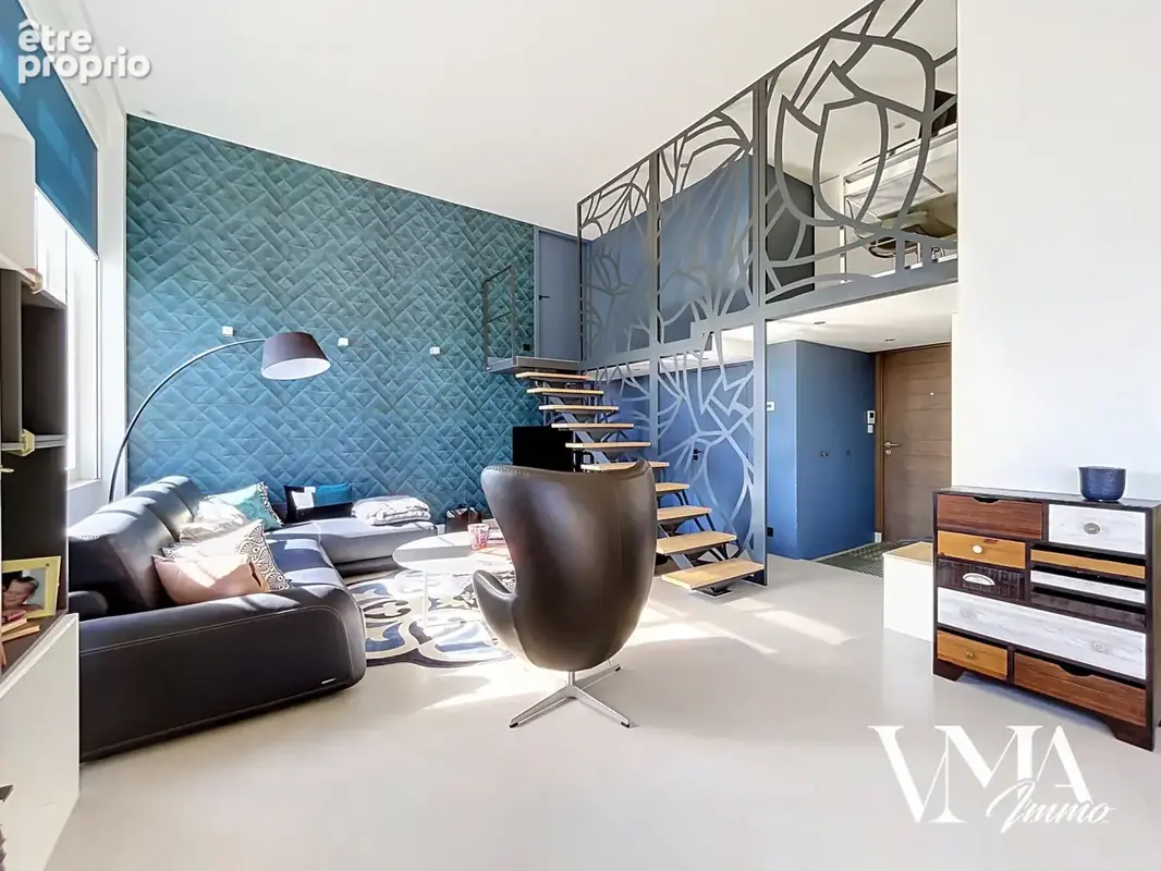 PUVIS DE CHAVANNE / Bel Appartement de 100 m2 rénové et climatisé - photo 11