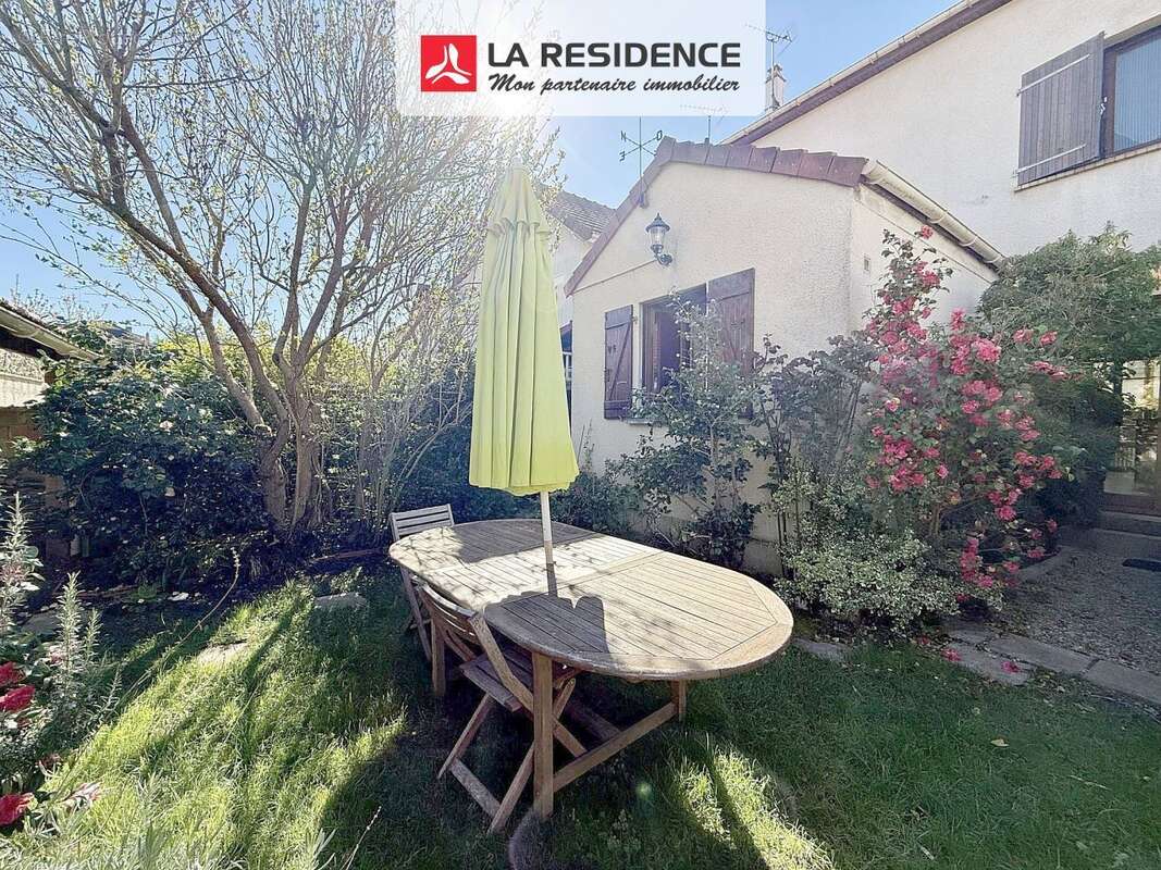 Maison 108 m² à Velizy-Villacoublay  - photo 2