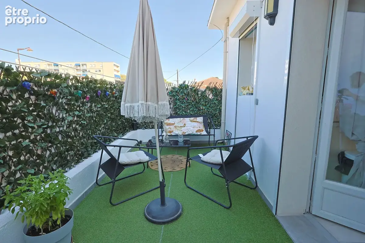 Rare sur le marché ! Superbe 4 pièces avec toit-terrasse et vue mer - photo 12