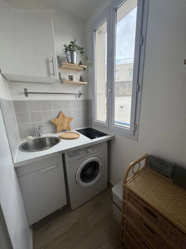 Appartement à PARIS-19E