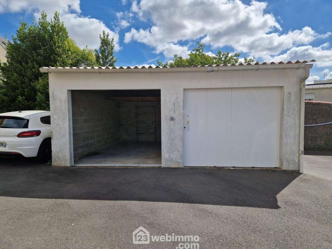 Parking à LA ROCHE-SUR-YON