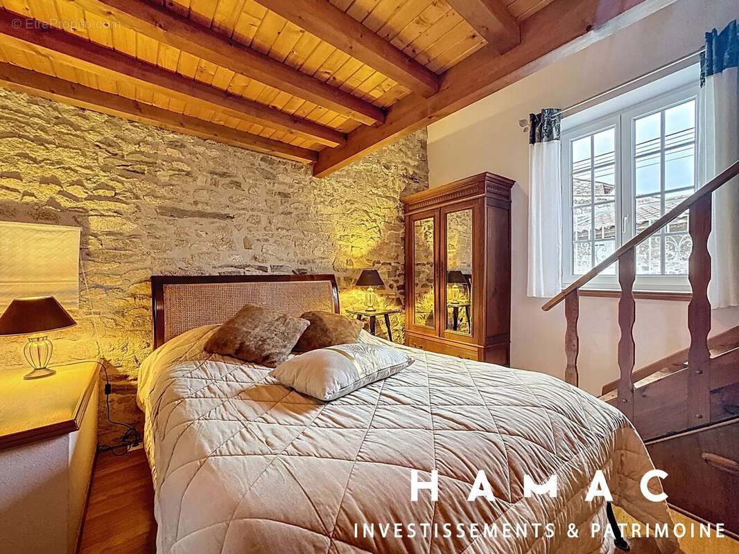 Maison à SOUCIEU-EN-JARREST