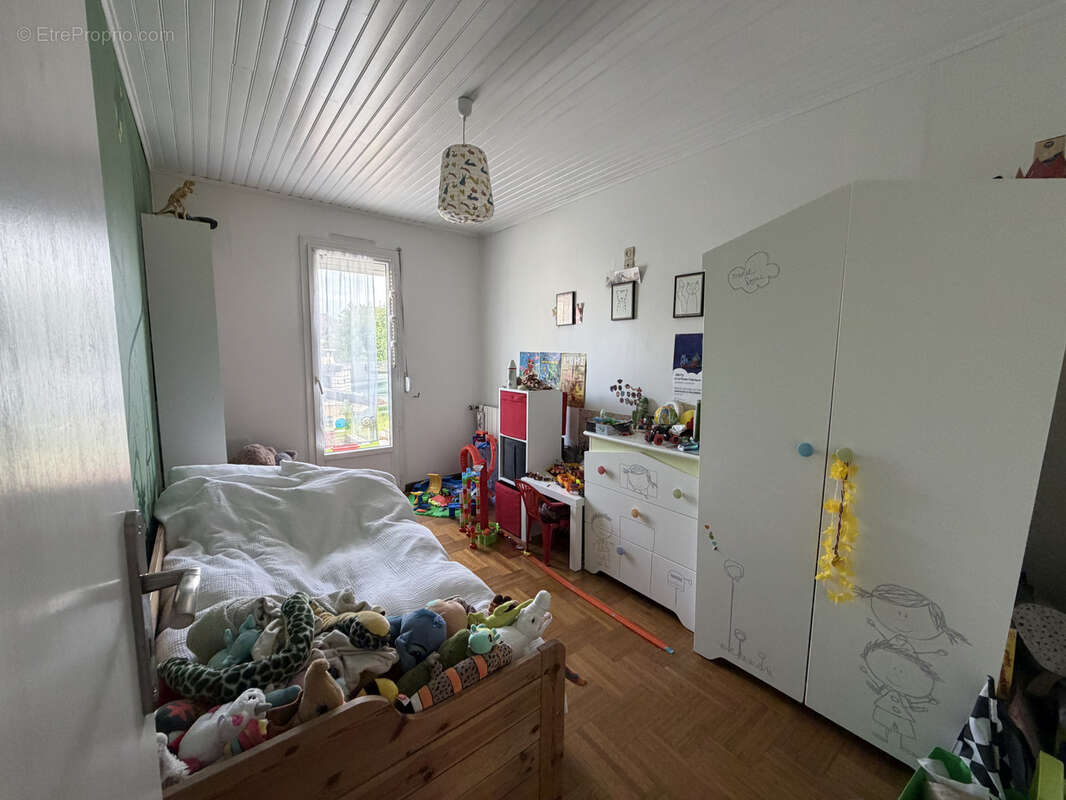 Maison à THOUROTTE
