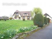 Maison à MEZIDON-CANON