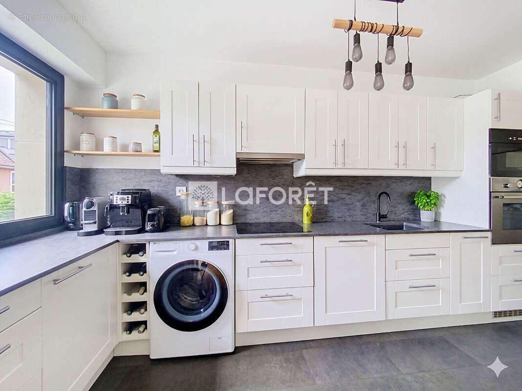 Appartement à SURESNES