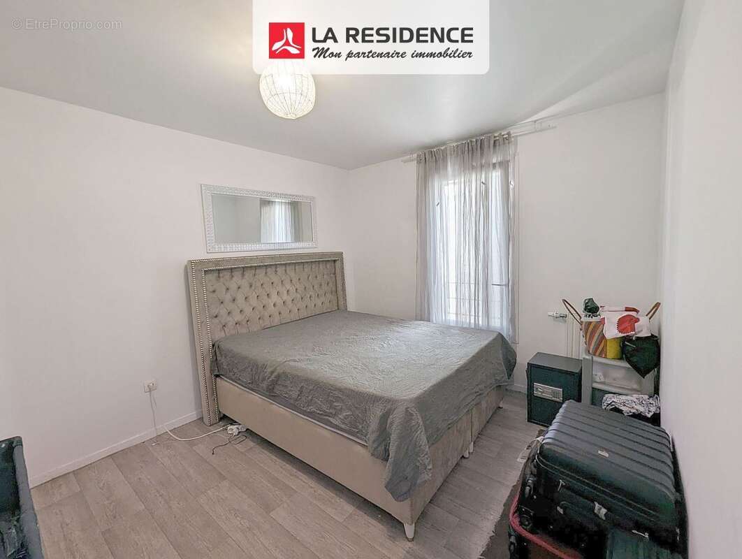 Appartement à STAINS