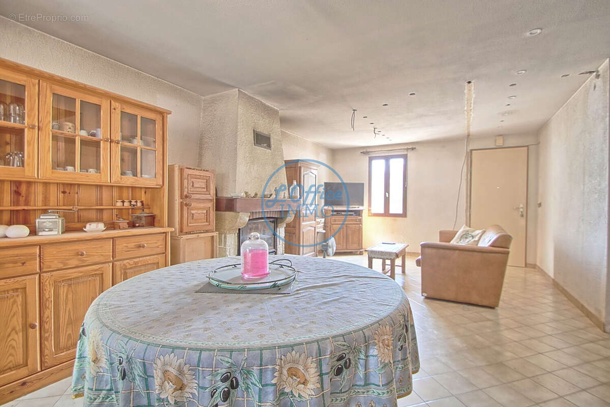 Maison 83 m² à Toulon  - photo 4