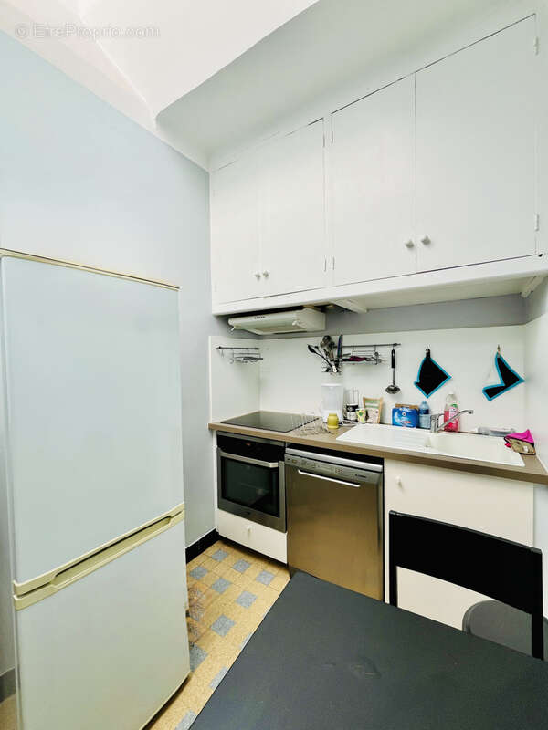 Appartement à MARSEILLE-6E
