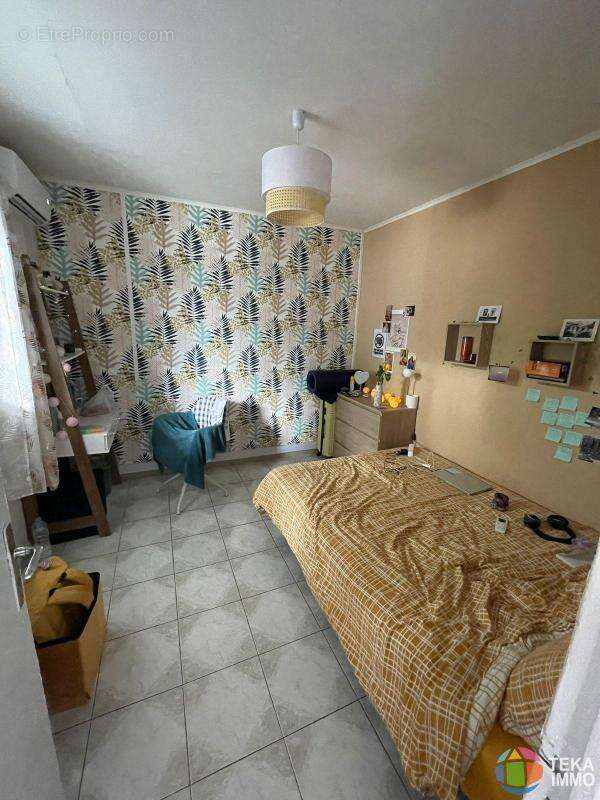 Maison à SAINT-DENIS