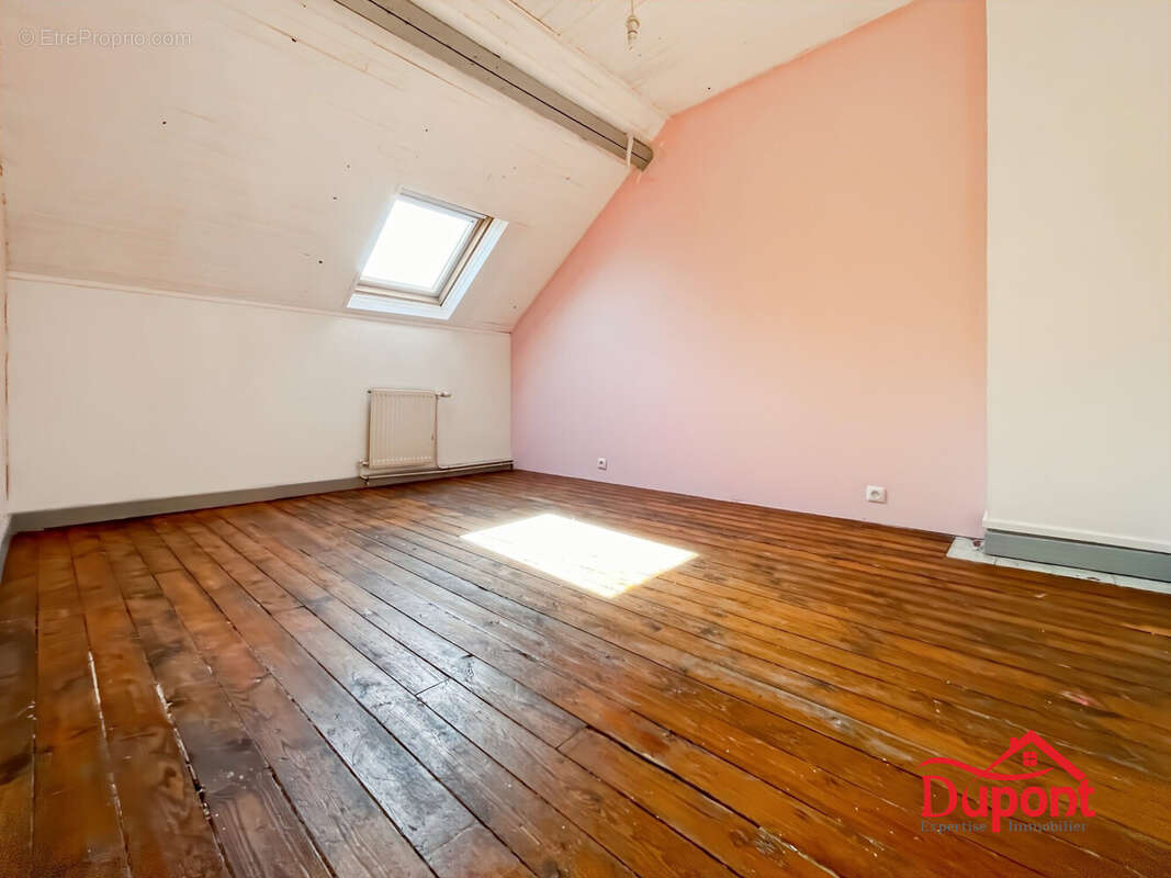 Maison à SAINT-QUENTIN