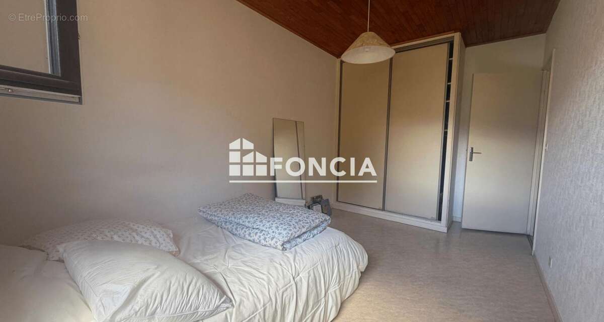 Appartement à VIZILLE