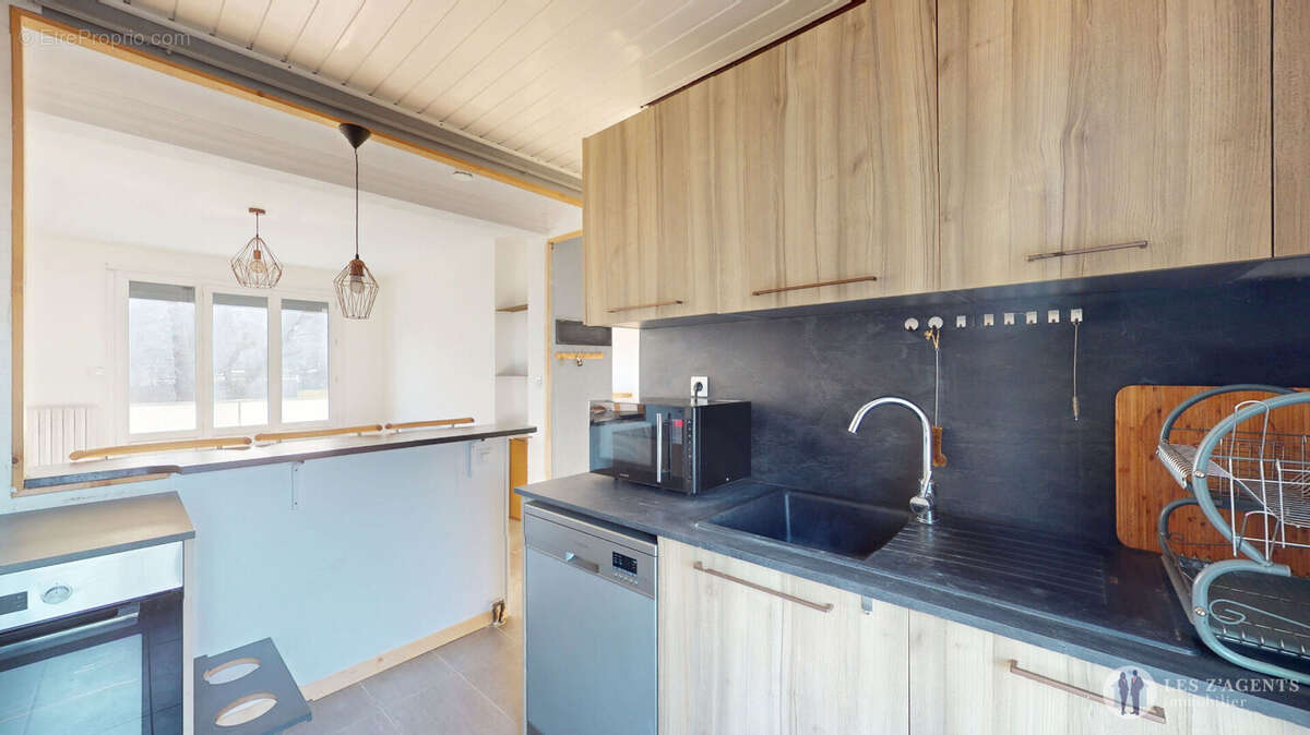 Appartement à SAINT-MARTIN-D'HERES