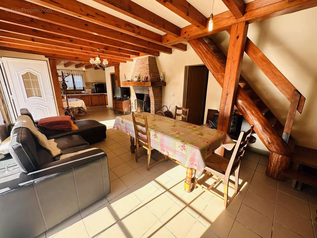 Maison 200 m² à Saint-Geours-De-Maremne  - photo 6