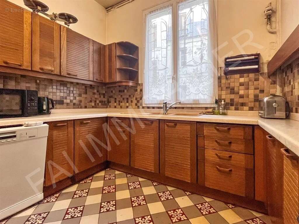 Appartement à PARIS-12E